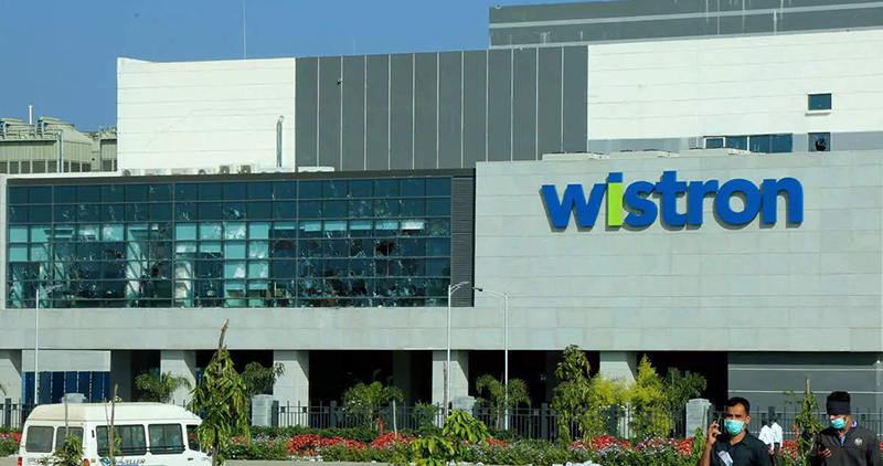 Tata Ready For Takeover Of Wistrons Iphone Plant