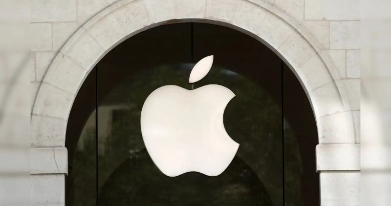 Despite a significant increase in sales Apple has cut its sales team