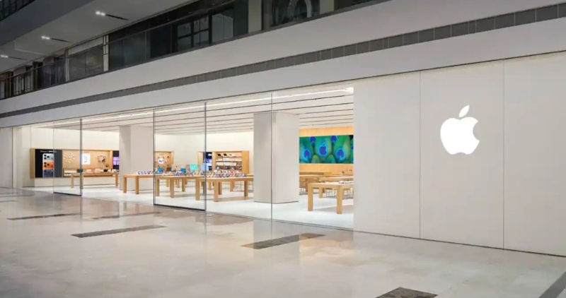 Apple Opens its Fifth Official Retail Store in India