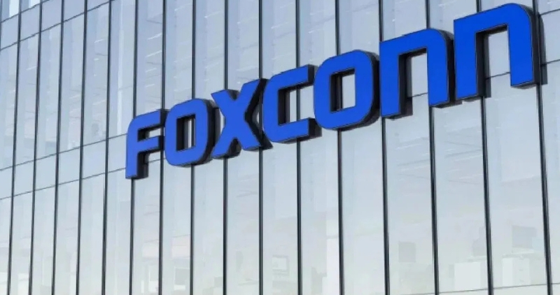Foxconn has hired approximately 30000 employees at its new iPhone assembly plant in Devanahalli