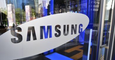 Layoffs begin in Samsung India’s TV and home appliances division: 100 employees let go as part of cost-cutting; up to 25% of the sales and marketing team could also be affected. Layoffs begin in Samsung India’s TV and home appliances division: 100 employees let go as part of cost-cutting; up to 25% of the sales and marketing team could also be affected.