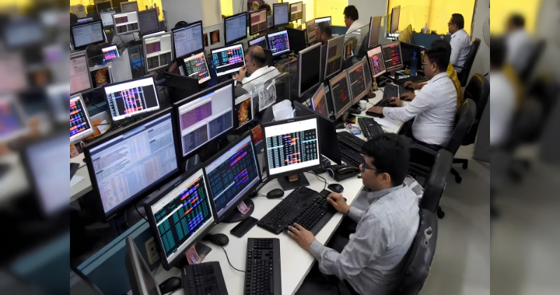 6 Major Indian IT Firms See a Net Reduction of 24422 Employees in a Year